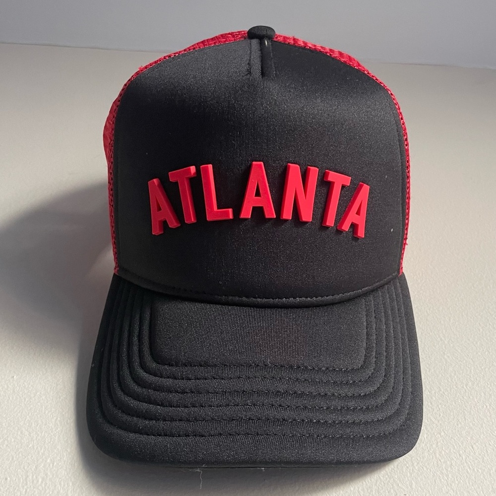 Atlanta Hawks Men’s Trucker Hat